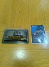 Kyosho 007 J. Bond Aston Martin Vantage