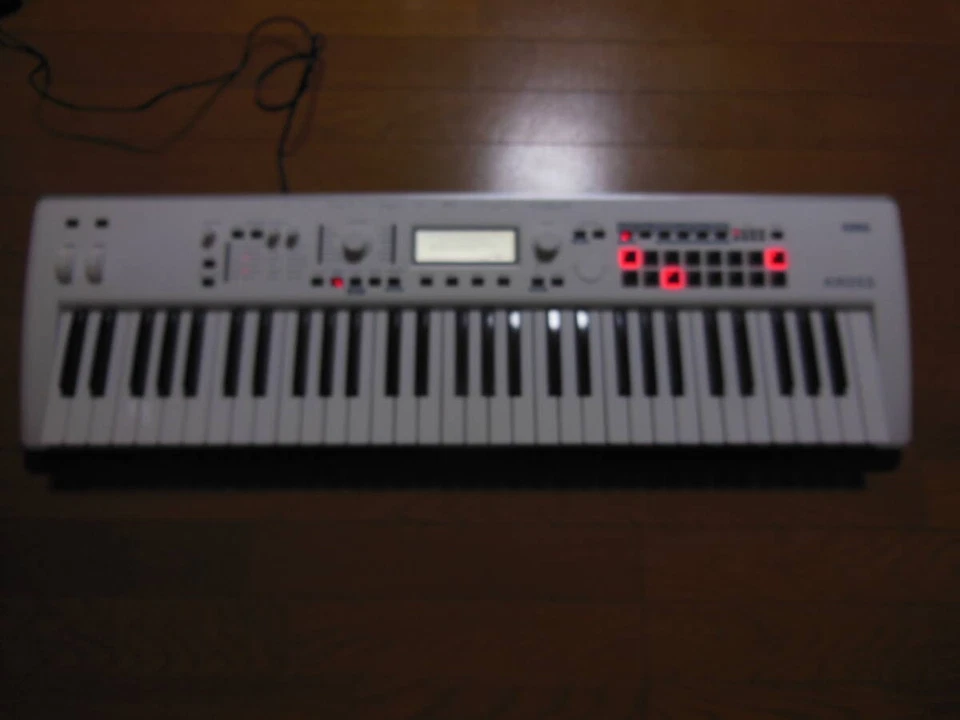 KORG KROSS 2 61 Keyboard Synthesizer Cross 61 Key Working Confirmed - Image 2 of 4
