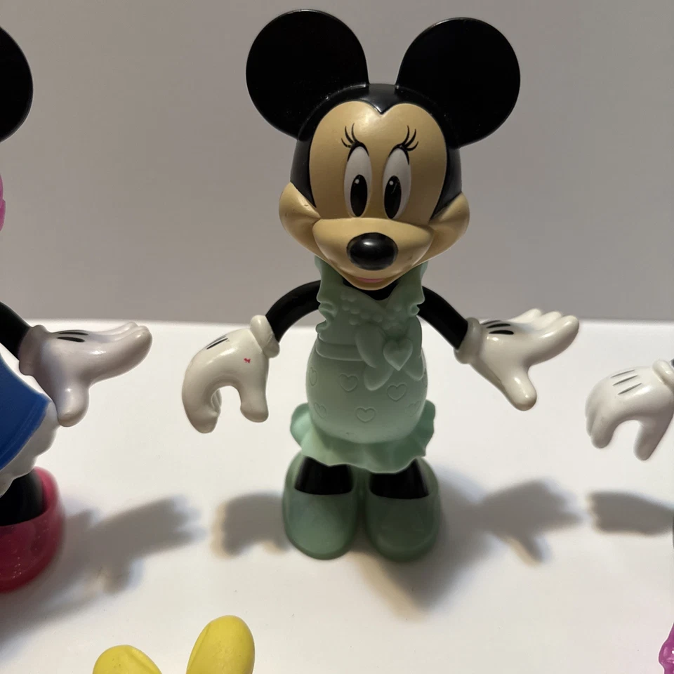Disney Minnie Mouse Bowtique Muñeca de Vestir Snap N’ Estilo Minnie Mouse Lote  Foto 3 de 4