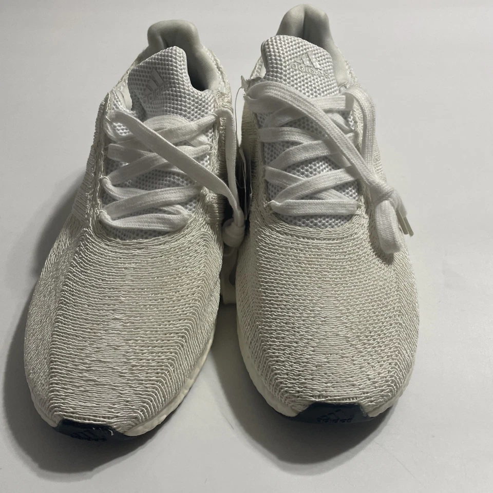 Mens Adidas Ultra Boost Running Shoe Triple White US Size 8.5 NWT - Image 2 of 4