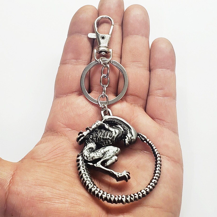 Alien Xenomorph metal keychain backpack hanger clip accessory gift