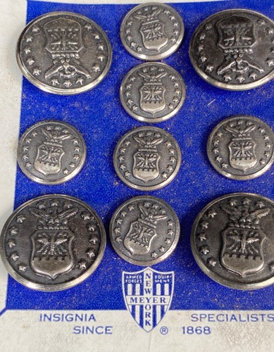 1940’s US Air Force Uniform Buttons 13 Star Meyer Set 4 Large, 6 Small Old Stock - Picture 3 of 6