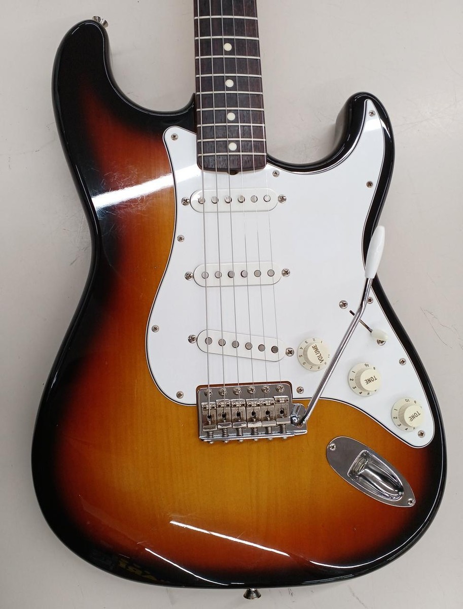 FENDER JAPAN ST62 66US Electric Guitar 595359 | eBay