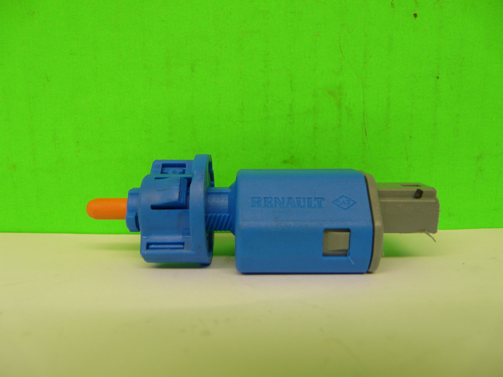 Switch Clutch Pedal 253250005R Renault Megane III Scenic Clutch Switch