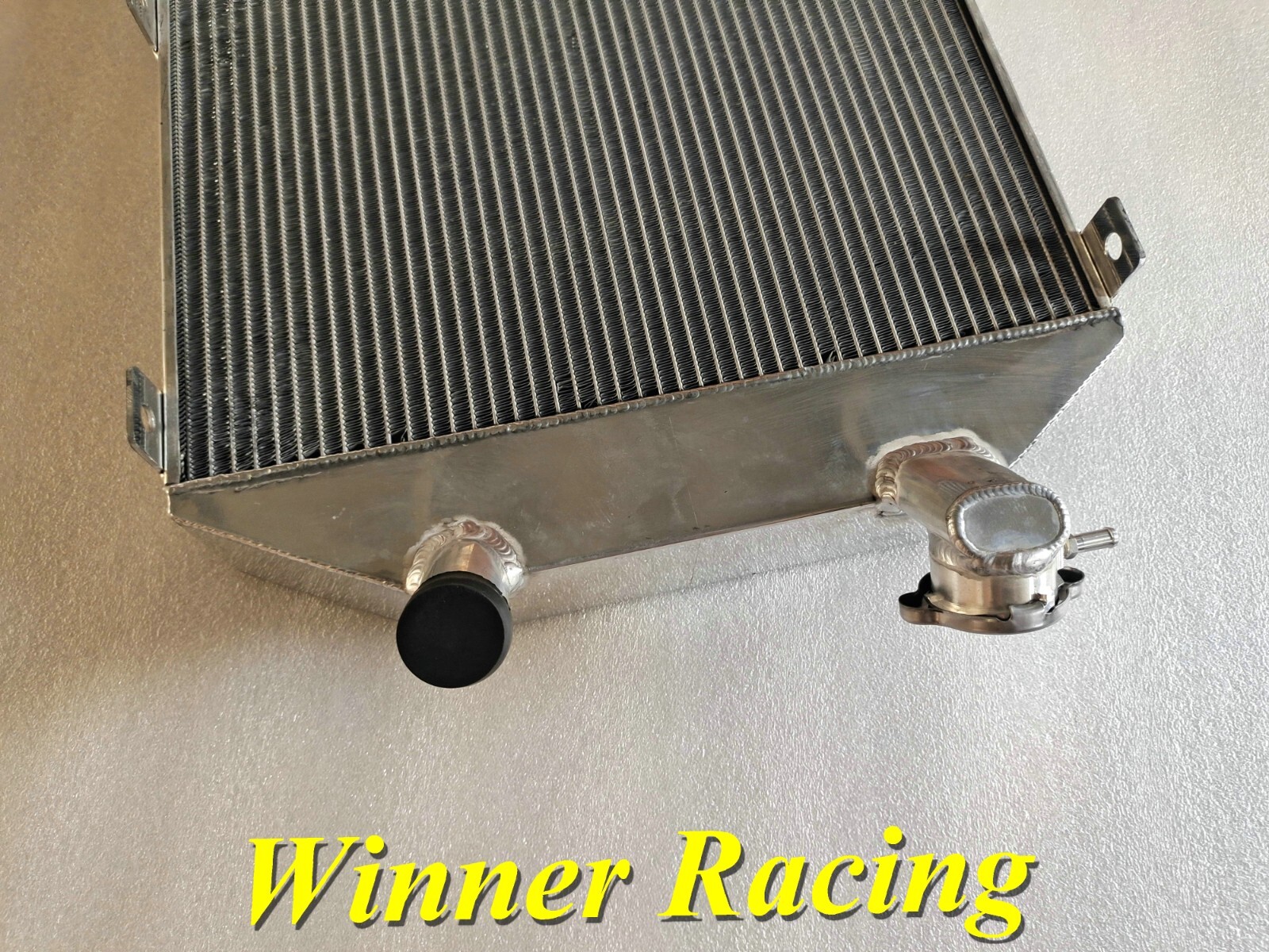 Roadster Style Racing Radiator 👍70MM/2.75