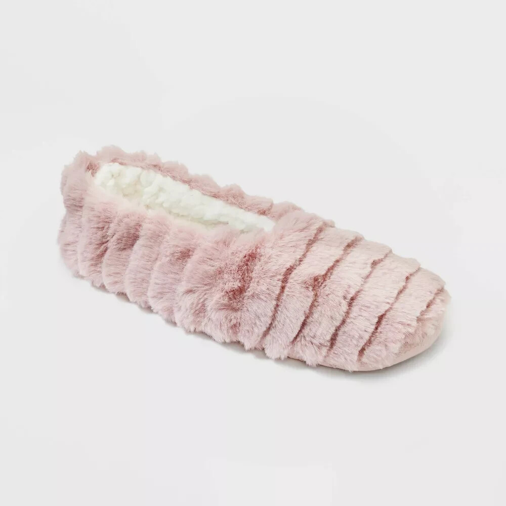 Women's Faux Fur Cozy Pull On Slipper Socks Pink Size Small