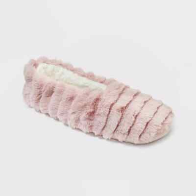 Women's Faux Fur Cozy Pull On Slipper Socks Pink Size Small