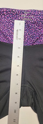 Nike 2.0 Dri-Fit Women's Medium Purple And Black Capris (723925) - Picture 8 of 12