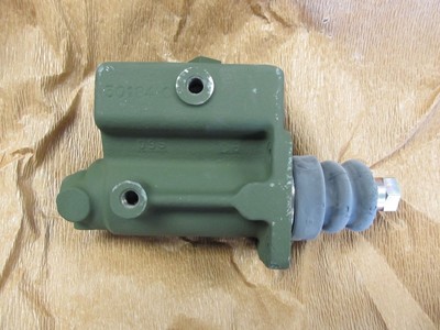 M35 Master Cylinder G742 2.5 ton Military Truck New Old Stock 12368254 7539267
