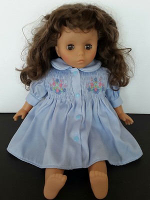 Dark Hair Brown Eyes Blue Dress Cloth 