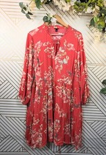 Torrid Women's Floral Red Crinkle Dress Long Sleeve Ruffled Neckline Flowy 4