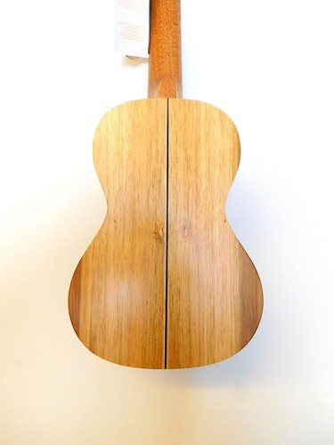APC CT Traditional Solid Koa Concert Ukulele- hand made in Portugal - Picture 5 of 6