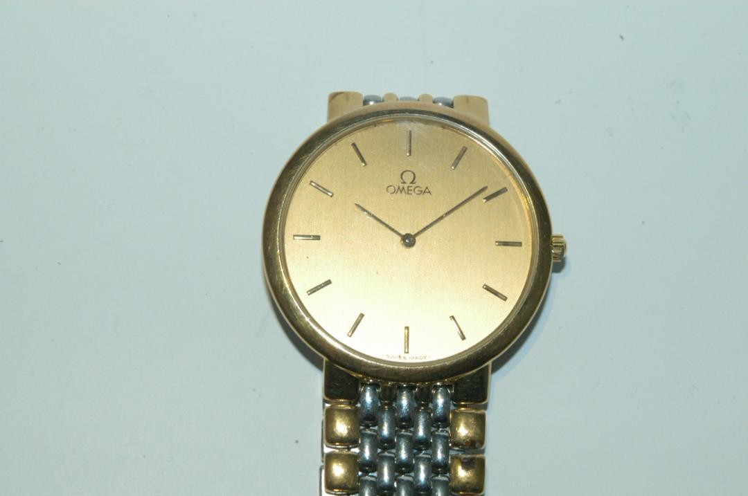 Omega DeVille Men's Quartz Watch 1108 Classic Elegant Pre-Owned