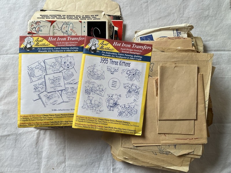 Vintage Aunt Martha’s And More Iron On Transfer Lot