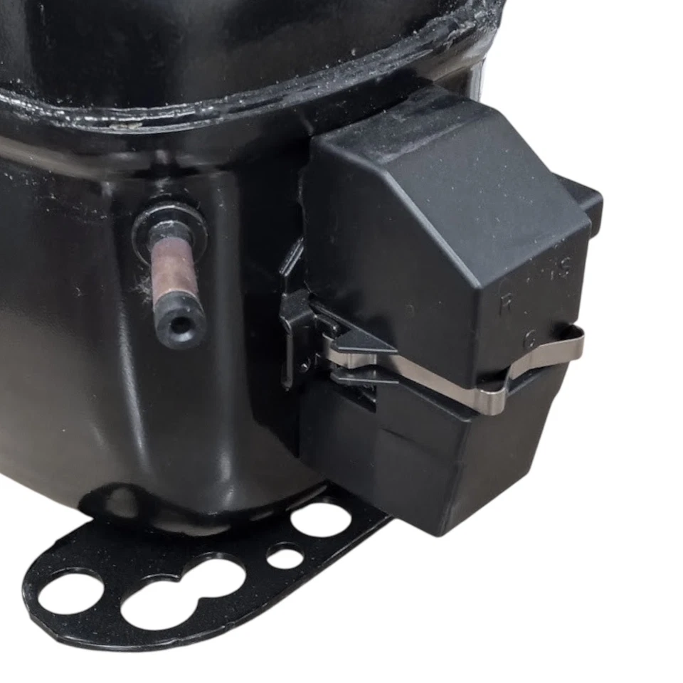 Secop SCE21CNLX-230 R290 Refrigeration Compressor 3431 BTU LBP 230V 60 Hz - Image 3 of 4