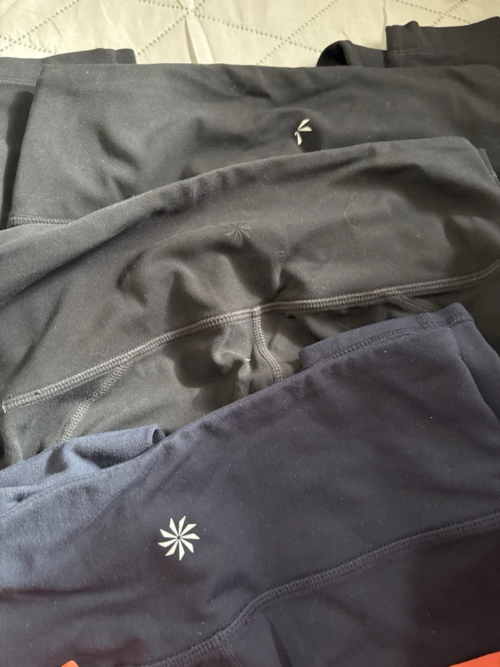 Paquete ATHLETA Foto 2 de 4