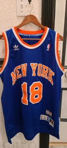 phil jackson jersey
