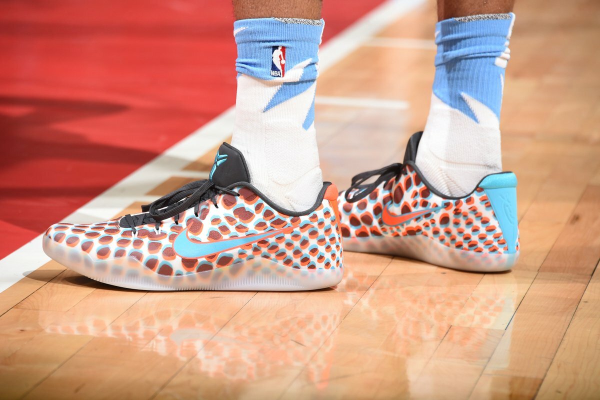 NIKE Kobe XI 11 Low 3D Cool Grey Red Blue MultiColor WTK NIKE Kobe XI 11 Low 3D Cool Grey Red Blue MultiColor WTK