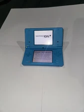 Nintendo DSi Blue Handheld System with stylus 2 games and charger!