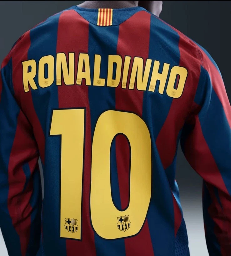 Maillot vintage extérieur Barcelone 2003/2004 - Ronaldinho #10 (M