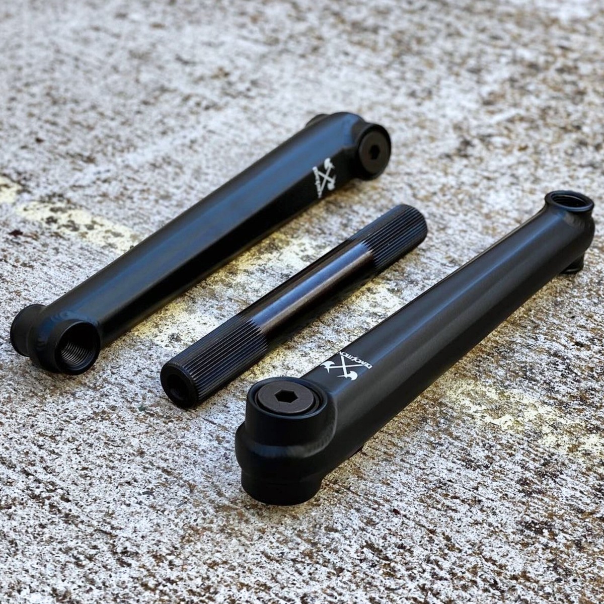 BMX クランク DEMOLITION Medial Crank DEMOLITION BMX REVOLT 19mm BICYCLE CRANK BLACK CHROMOLY