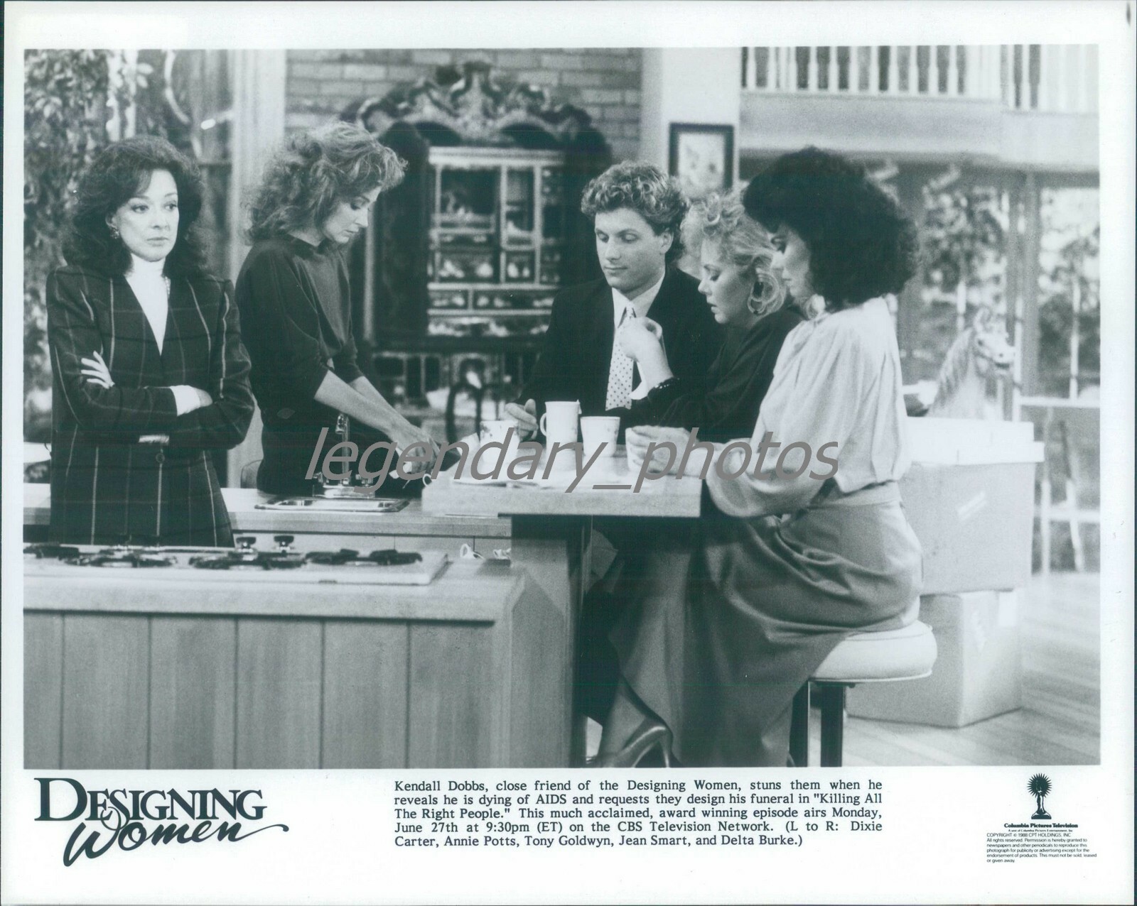1988 Designing Women Stars Around the Counter Original News Service Photo |  eBay