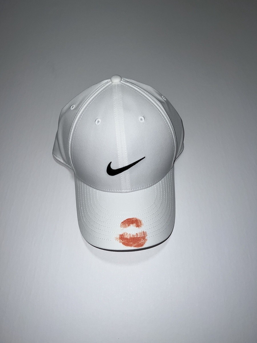 drake nike cap kiss