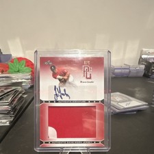 Leaf Trace Loehr Autographed Serial Numbered Game-Worn Jersey Baseball Card 3/5