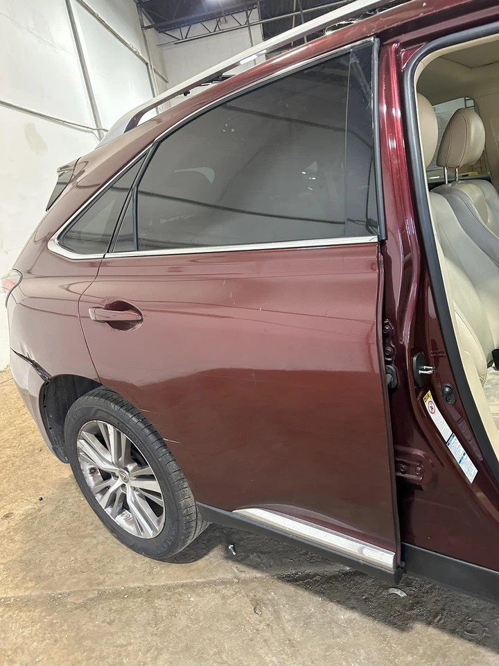 Used Rear Right Door Assembly Rear Side fits: 2015 Lexus RX350 Rear Right Grade - Imagem 4 de 4