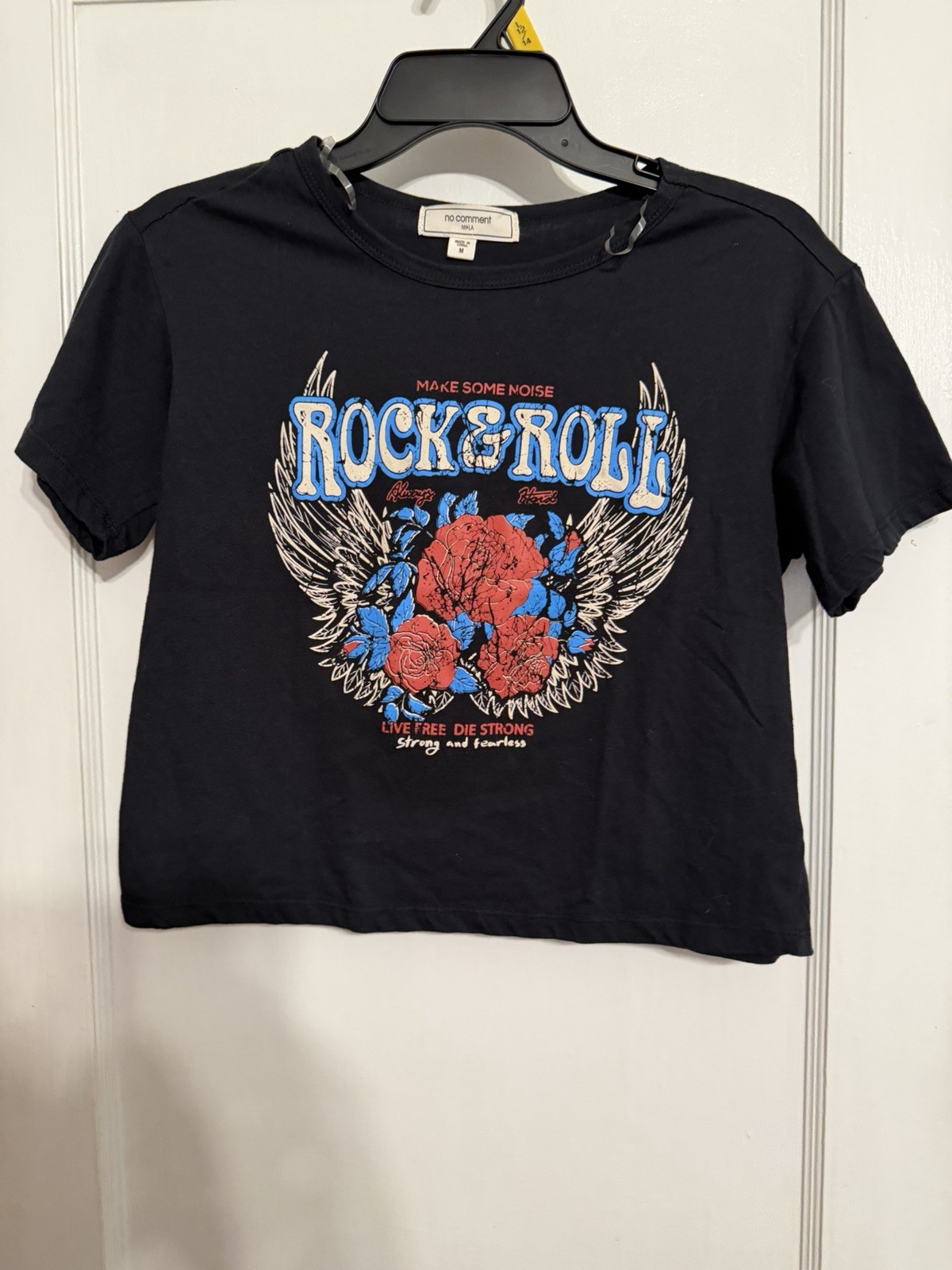 Rock N Roll Crop Top T-Shirt Women's Size Medium Black Graphic Tee Lightweight