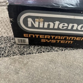 Nintendo NES Action Set Home Console ~ Complete In Box w/Orange Zapper & Game