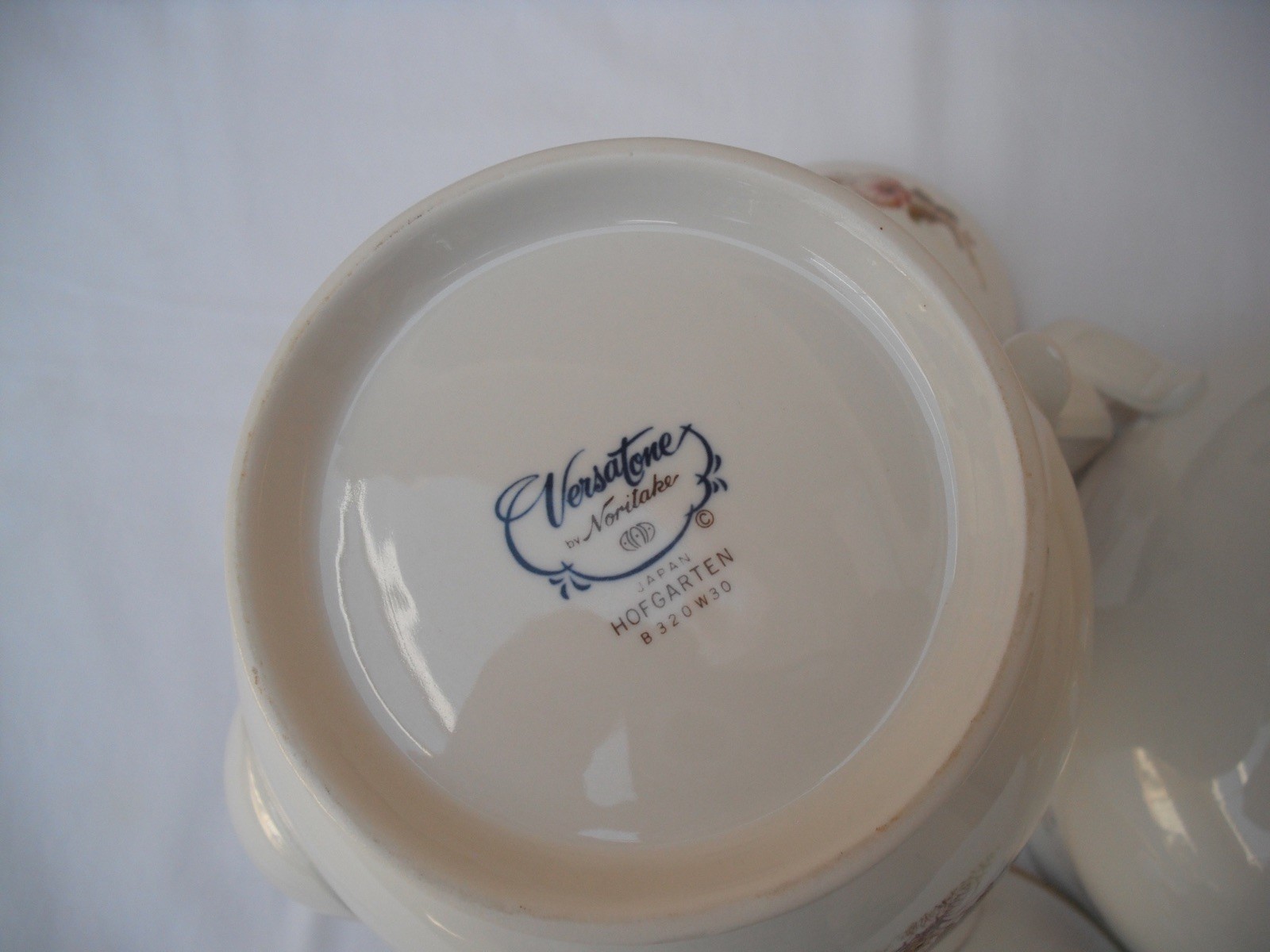 Noritake Versatone China Hofgarten Coffee Pot and Lid, 9.75" Tall, 50 oz,B320W30