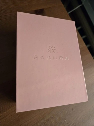 Finalmouse Ultralight Sakura ULX Wireless - Medium - Brand New