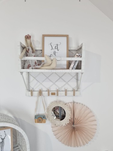 Gabinete de pared de mimbre con perchas blanco, estante de ratán 50x21x45 - Imagen 2 de 9