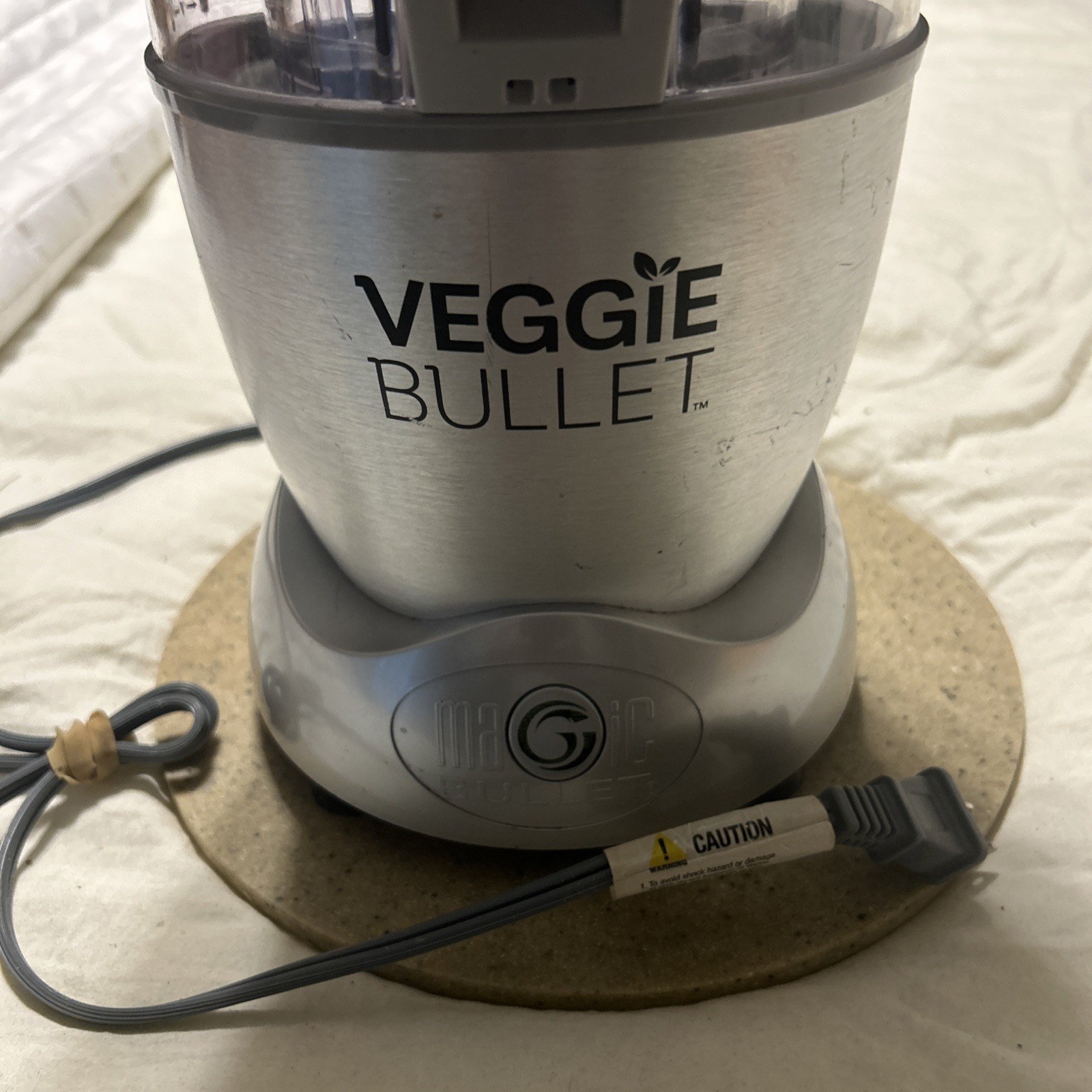 Magic Bullet Veggie Bullet VB-101 Electronic Spiralizer  Food Processor