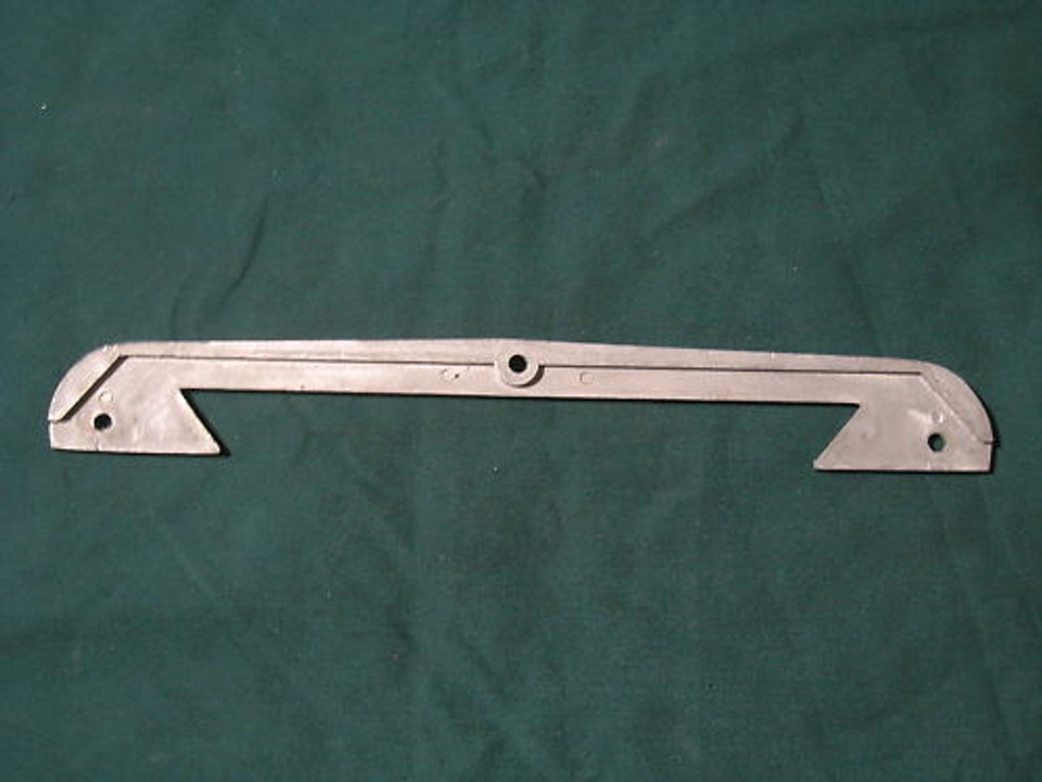 Full Length Saddle Wiper - Bridgeport mill replacement part