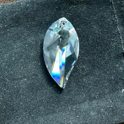 Swarovski 8806-40MM Leaf Crystal Pendant Prism, Vintage, NEW, Logo, Suncatcher - Picture 6 of 6