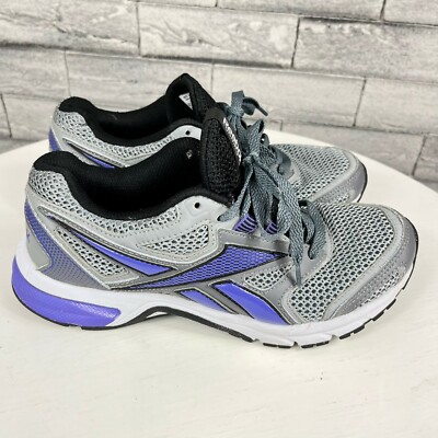 Reebok Womens M41082 Gray Purple Lace Up Low Top Running Shoes Size US  Wide D