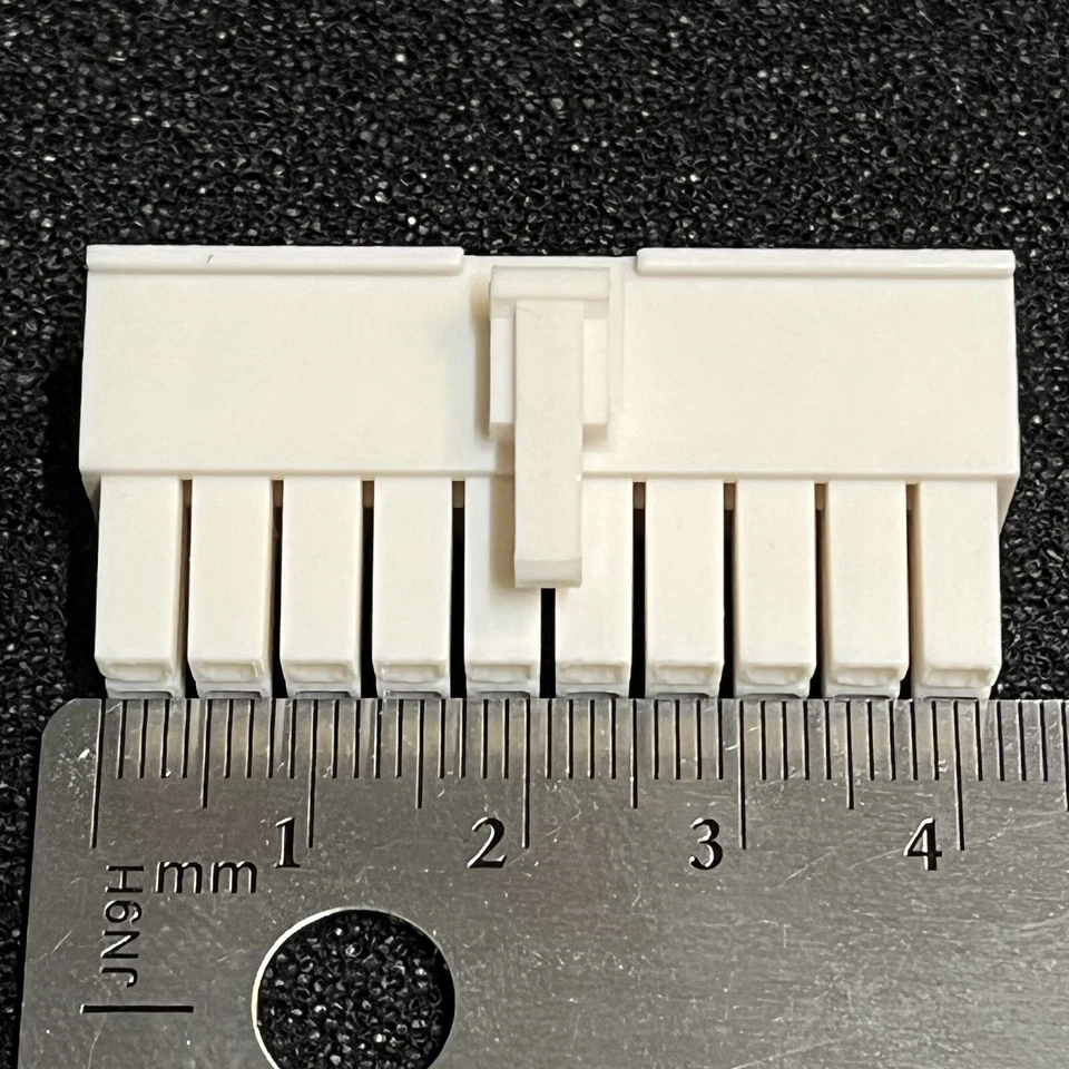 Molex 20 Pin ATX Power Cable Connector Replacement Male - Image 4 of 4