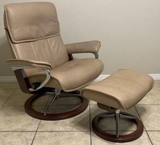 Ekornes Stressless Leather SIGNATURE Admiral Recliner Chair  Ottoman Furniture