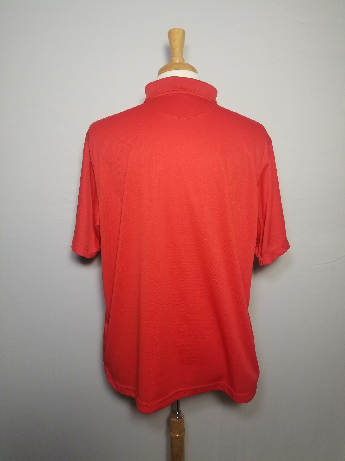 Wedge Performance Solid Bright Red Short Sleeve G… - image 4