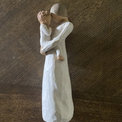 Willow Tree  Tenderness  Figurine Mother Child Warm Embrace (no box, 2001)
