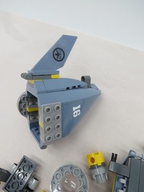 The LEGO Ninjago Movie: Piranha Attack (70629), used, incomplete