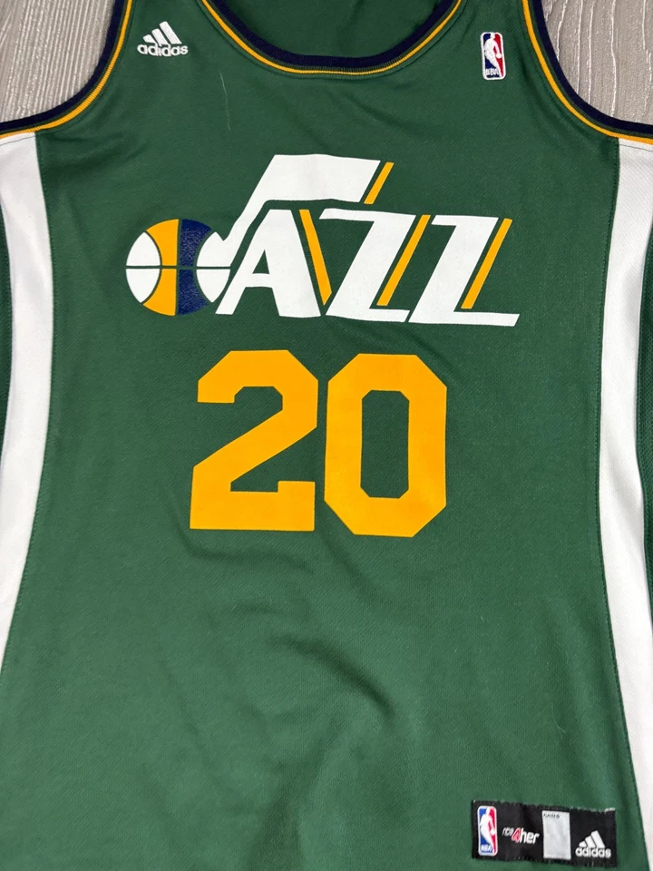 Camiseta Adidas NBA Utah Jazz Hayward #20 feminina assinada média - Imagem 2 de 4