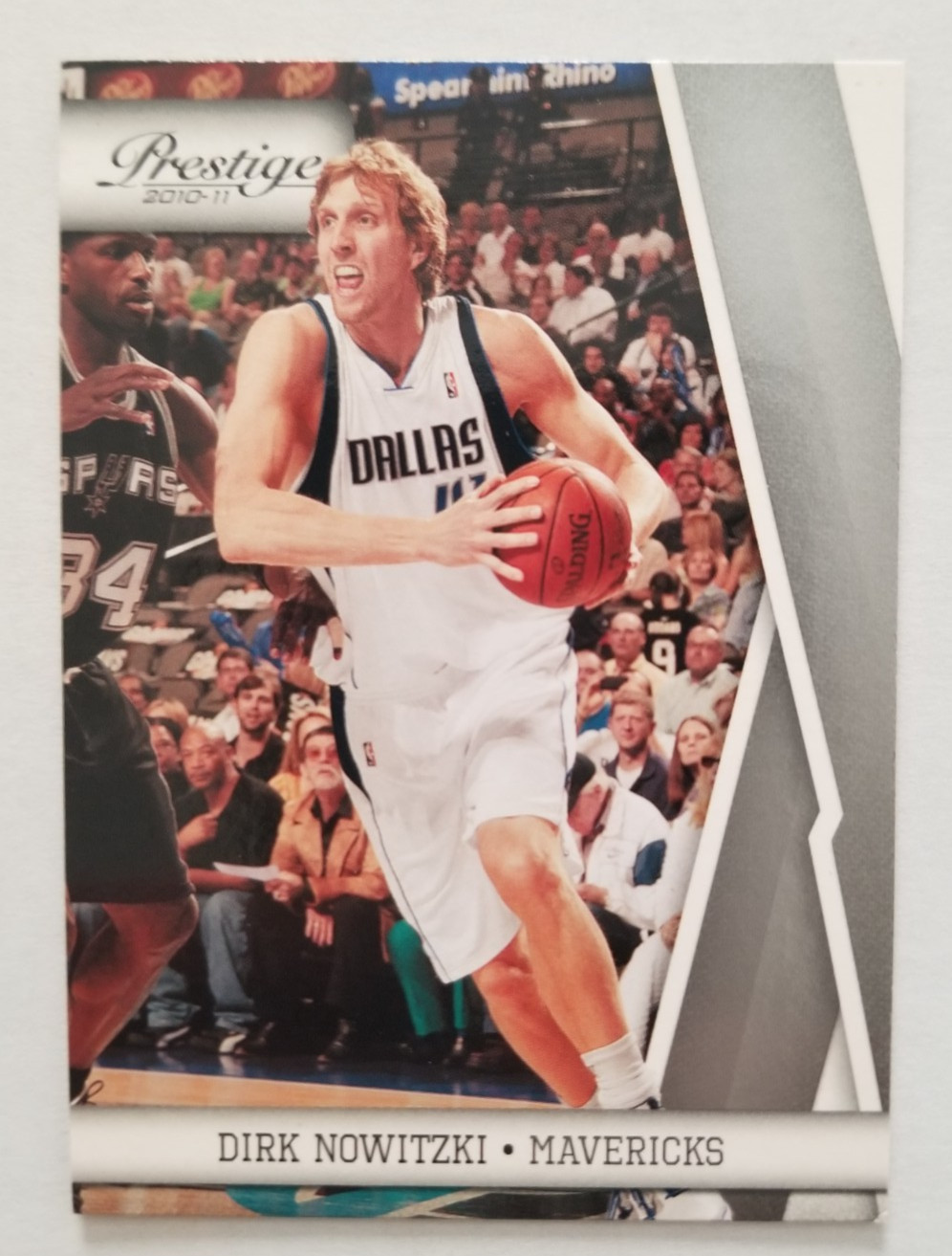 2010-11 Prestige #22 Dirk Nowitzki Mavericks