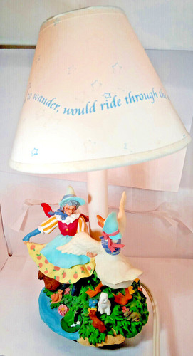 Mother Goose Lamp Westland Giftware 5924 12” h x 6 ¾” switch cord shade farm 