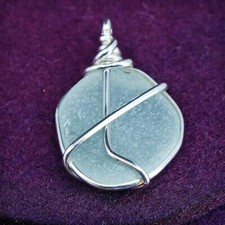 Vintage sterling silver 925 handmade sea washed glass pendant