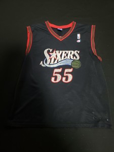dikembe mutombo sixers jersey