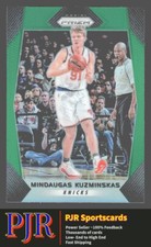 2017 Panini Prizm #277 Mindaugas Kuzminskas  Green New York Knicks