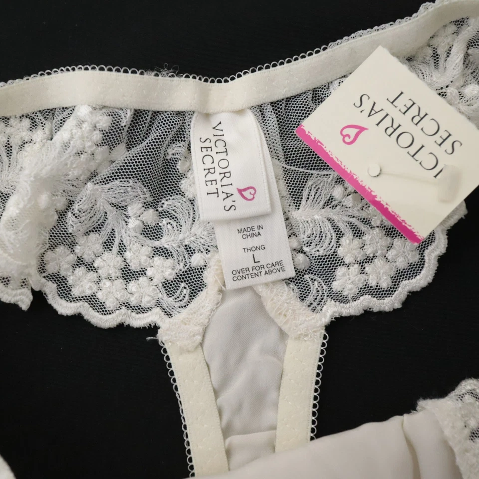 NEW Victoria's Secret VTG 90s 100% Silk Ruffle Thong Panties MEDIUM - Image 4 of 4